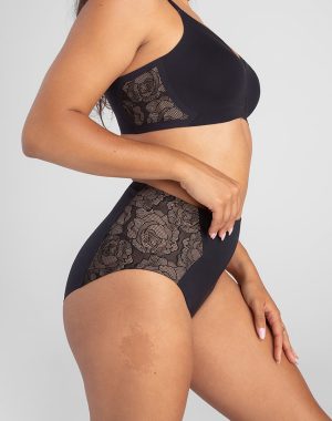 CrossOver Lace Brief